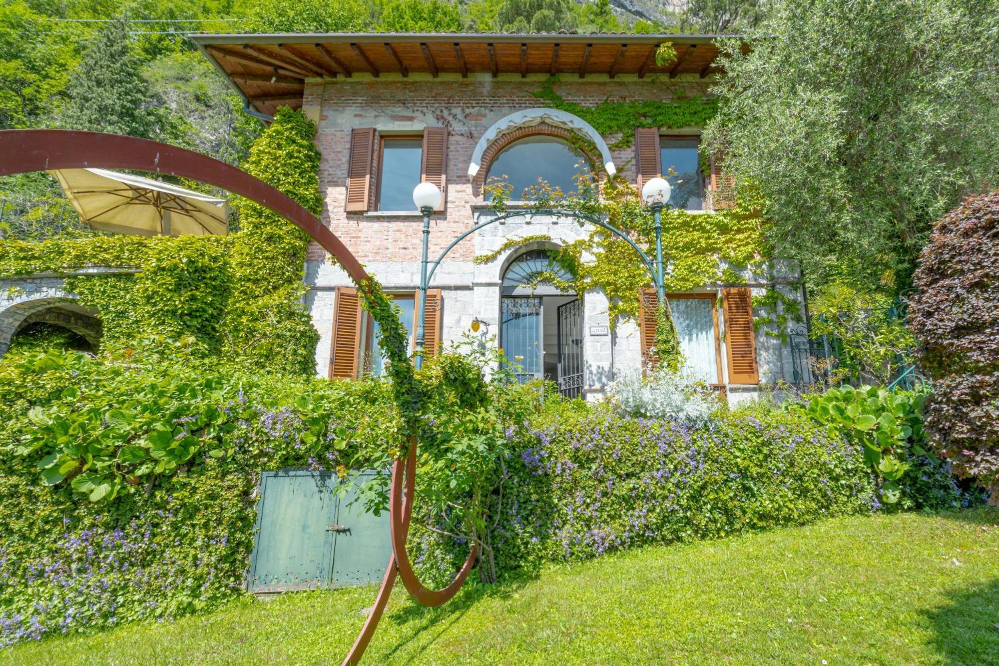 Villa Gilda - Griante Cadenabbia Bagian luar foto